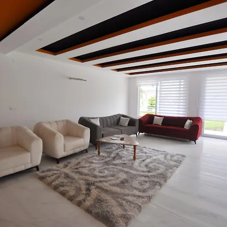 Apartment Abr 5 *